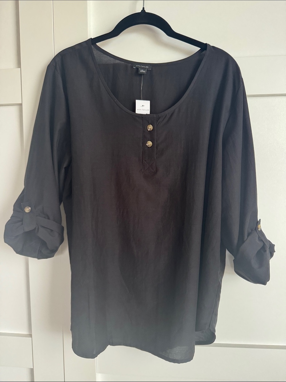 Ann Taylor Black Roll-Tab Button Tunic NWT sz Med Cotton/Viscose blend